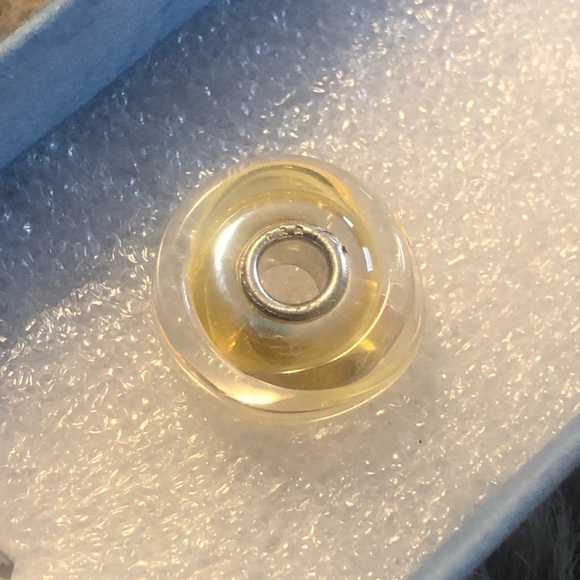 𝅺925 LAA Honey Twilight Murano Glass Beads Pearlescent yellow 61402 Retired EUC - Picture 8 of 14